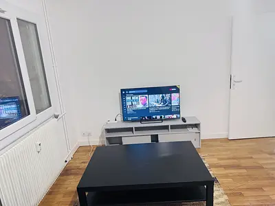 Photo du 49 Rue Léo Lagrange, 69200 Vénissieux, France Vénissieux