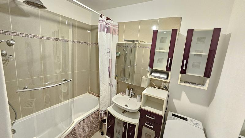 Photo du 37 Rue du Surmelin, 75020 Paris, France Paris