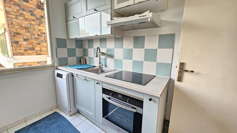 Photo du 37 Rue du Surmelin, 75020 Paris, France Paris