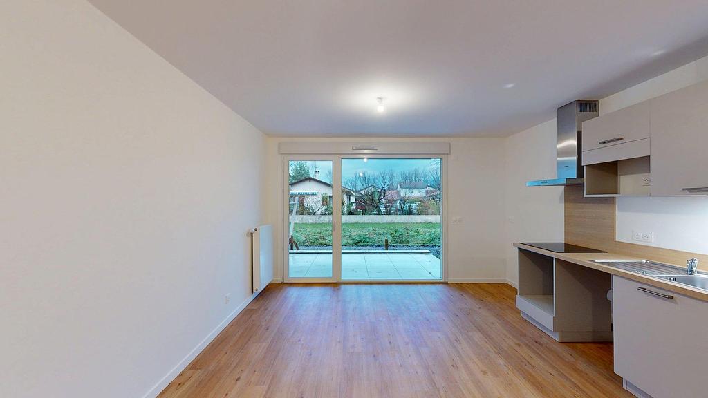 Photo du 83 Rue Des Brassières, 38420 Domène, France Domène