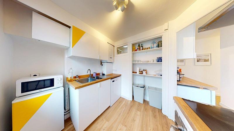 Photo du 10 Avenue Roger Salengro, 69100 Villeurbanne, France Villeurbanne