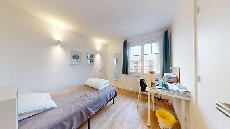 Photo du 10 Avenue Roger Salengro, 69100 Villeurbanne, France Villeurbanne