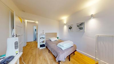 Photo du 10 Avenue Roger Salengro, 69100 Villeurbanne, France Villeurbanne