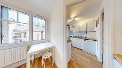 Photo du 10 Avenue Roger Salengro, 69100 Villeurbanne, France Villeurbanne