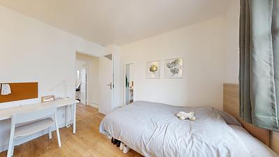 Photo du 10 Avenue Roger Salengro, 69100 Villeurbanne, France Villeurbanne