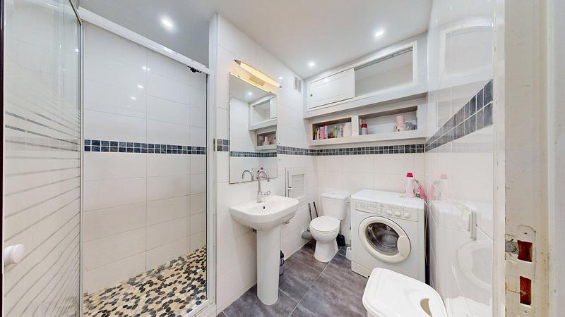 Photo du 79 Rue Philippe Fabia, 69008 Lyon, France Lyon