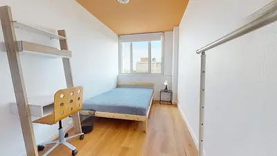 Photo du 32 Rue Édouard Branly, 69500 Bron, France Bron