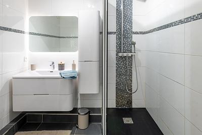 Photo du 198 cours Emile Zola, 69100 Villeurbanne, France Villeurbanne