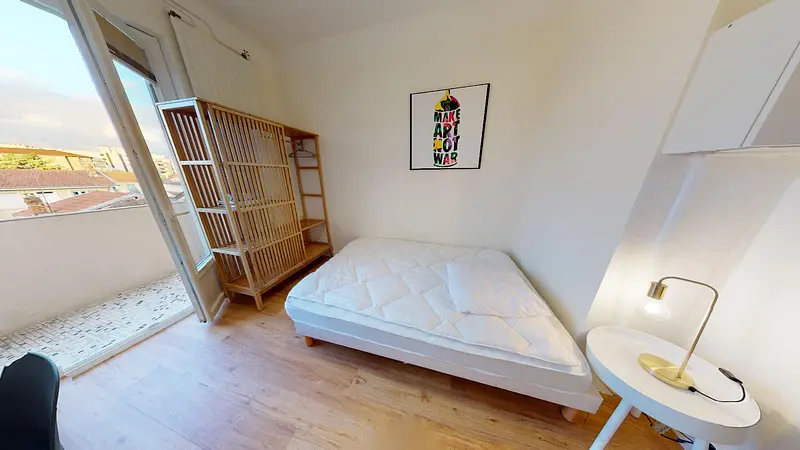 Photo du 32 Rue Gabriel Sarrazin, 69008 Lyon, France Lyon