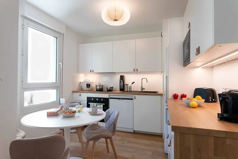 Photo du 27 Rue De L'effort, River, 69007 Lyon, France Lyon