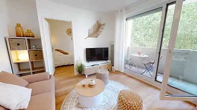 Photo du 27 Rue De L'effort, River, 69007 Lyon, France Lyon