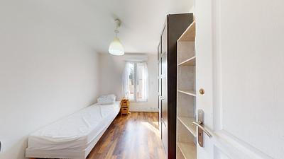 Photo du 108 Rue Roublot, 94120 Fontenay-sous-Bois, France Fontenay-sous-Bois