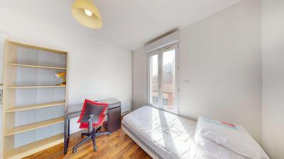 Photo du 108 Rue Roublot, 94120 Fontenay-sous-Bois, France Fontenay-sous-Bois