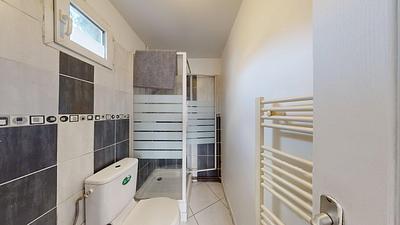 Photo du 108 Rue Roublot, 94120 Fontenay-sous-Bois, France Fontenay-sous-Bois