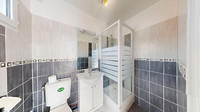 Photo du 108 Rue Roublot, 94120 Fontenay-sous-Bois, France Fontenay-sous-Bois