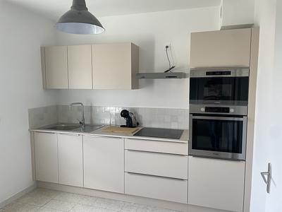 Photo du 31 Rue des Trois Fontaines, 30000 Nîmes, France Nîmes