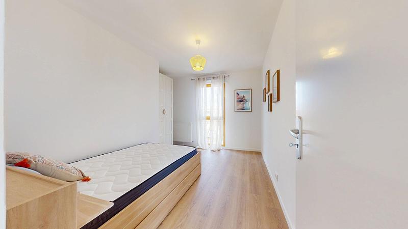 Photo du 2 Rue de la Varenne, 93160 Noisy-le-Grand, France Noisy-le-Grand