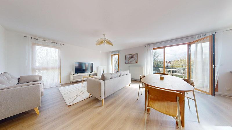 Photo du 2 Rue de la Varenne, 93160 Noisy-le-Grand, France Noisy-le-Grand