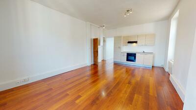 Photo du 60 Rue Pierre Sémard, 69600 Oullins-Pierre-Bénite, France Oullins-Pierre-Bénite