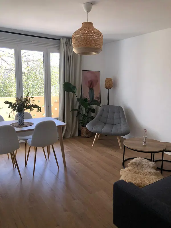 Photo du 17 Rue Saint-Exupéry, 69600 Oullins, France Oullins