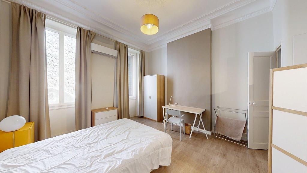 Photo du 29 Cours Lieutaud, 13006 Marseille, France Marseille