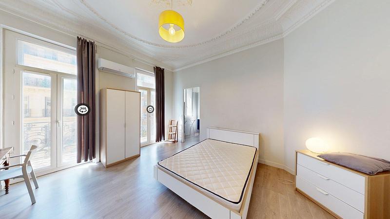 Photo du 29 Cours Lieutaud, 13006 Marseille, France Marseille