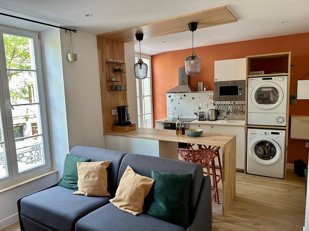 Photo du 5 Place Du Commandant Raynal, 16000 Angoulême, France Angoulême