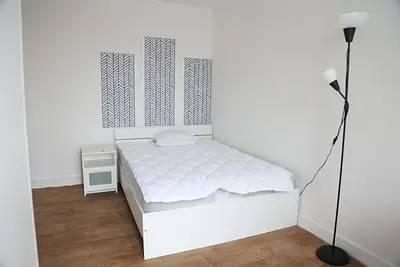 Photo du 8 Place de Mogador, 91300 Massy, France Massy