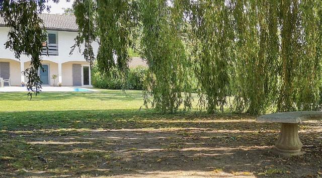 Photo du Rue de la Rotonde, 74100 Ville-la-Grand, France Ville-la-Grand