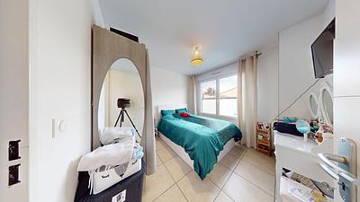 Photo du 52 Rue du Professeur Roux, 69200 Vénissieux, France Vénissieux