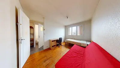 Photo du 30 Rue Pierre-Joseph Proudhon, 69100 Villeurbanne, France Villeurbanne