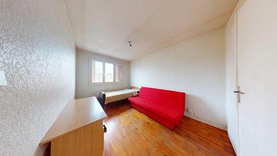 Photo du 30 Rue Pierre-Joseph Proudhon, 69100 Villeurbanne, France Villeurbanne