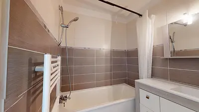 Photo du 38 Rue De La Baïsse, 69100 Villeurbanne, France Villeurbanne