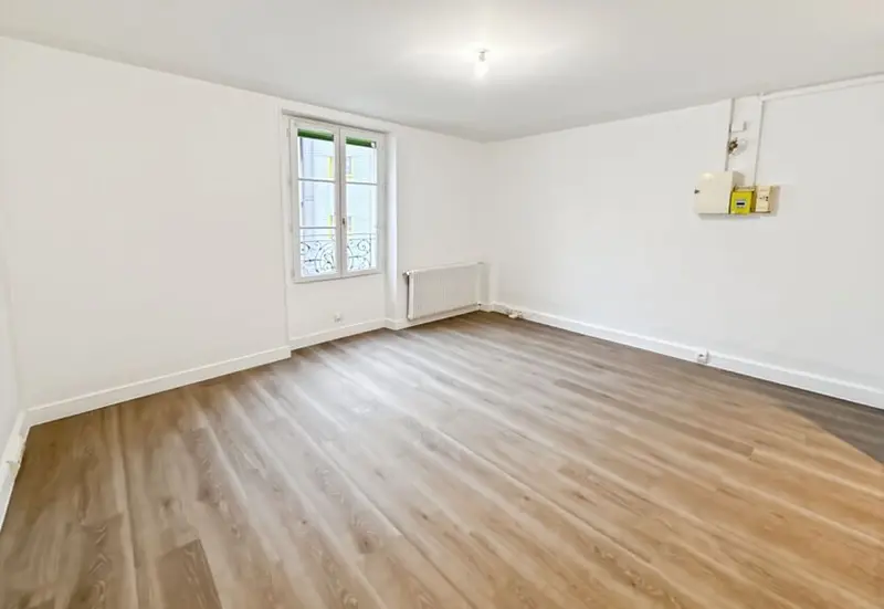 Photo du Rue Clovis Hugues, 75019 Paris, France Paris