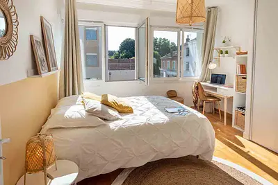 Photo du 30 boulevard Emile Zola, 69600 Oullins-Pierre-Bénite, France Oullins-Pierre-Bénite