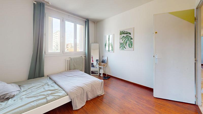 Photo du 12 Avenue Du Commandant L'herminier, 69100 Villeurbanne, France Villeurbanne