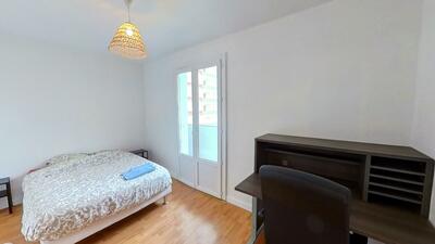 Photo du 230 Rue De Suzon, 33400 Talence, France Talence