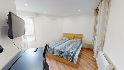 Photo du 126. Rue Des Remparts, 83000 Toulon, France Toulon