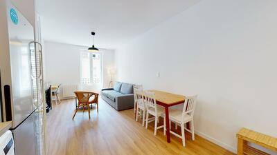 Photo du 83 Rue Alexandre Boutin, Gauche, 69100 Villeurbanne, France Villeurbanne