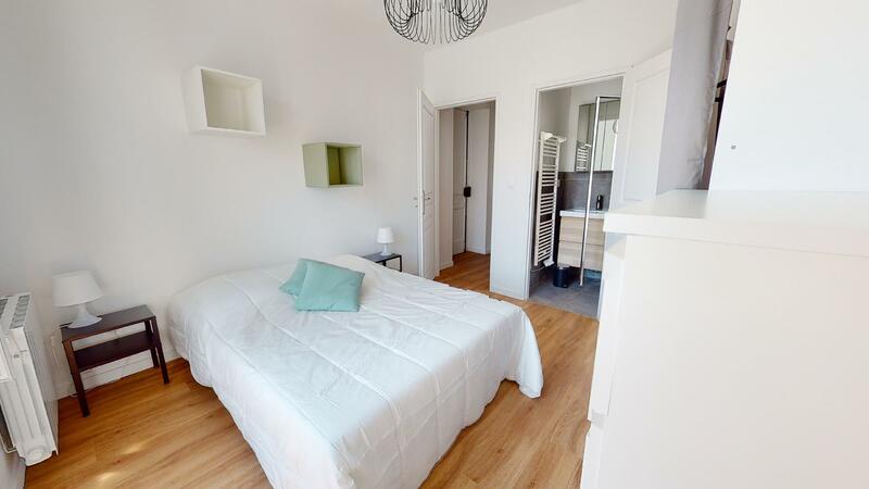 Photo du 83 Rue Alexandre Boutin, Droite, 69100 Villeurbanne, France Villeurbanne