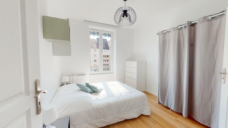 Photo du 83 Rue Alexandre Boutin, Gauche, 69100 Villeurbanne, France Villeurbanne