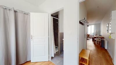 Photo du 83 Rue Alexandre Boutin, Gauche, 69100 Villeurbanne, France Villeurbanne