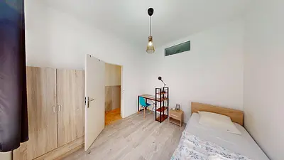 Photo du 143 Rue Decrème, 59100 Roubaix, France Roubaix