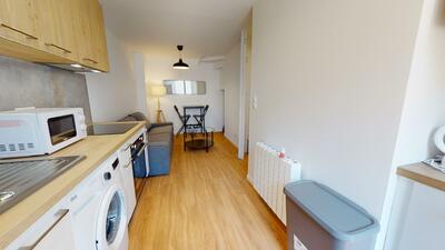 Photo du 83 Rue Alexandre Boutin, Duplex/ Terrasse, 69100 Villeurbanne, France Villeurbanne