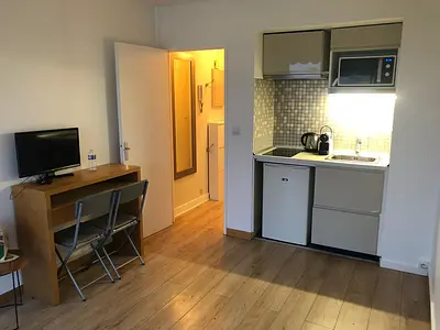 Photo du 38 Rue Du Surmelin, 75020 Paris, France Paris