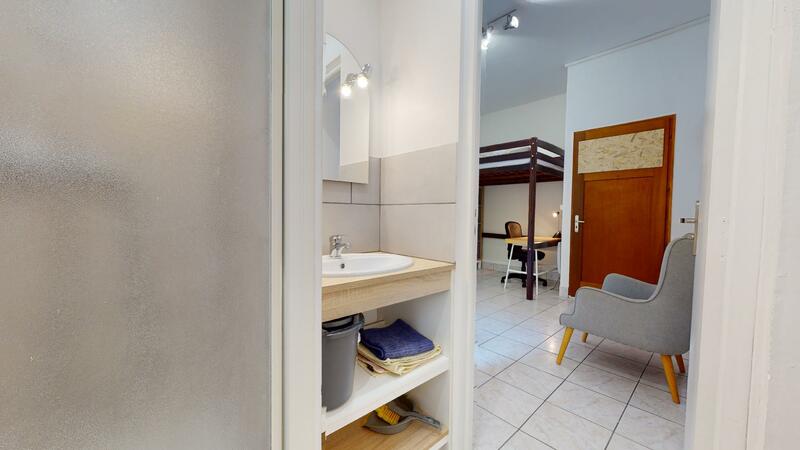 Photo du 45 Rue Basse Des Rives, 42100 Saint-Étienne, France Saint-Étienne