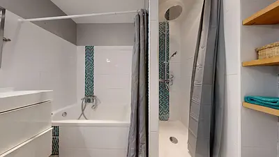 Photo du 43 Rue Thomas Blanchet, 69008 Lyon, France Lyon