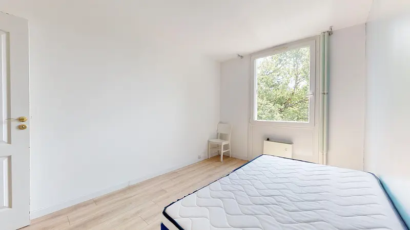 Photo du Rue Des Châteaux Bruloir, 95000 Cergy, France Cergy