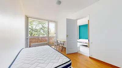Photo du Rue Des Châteaux Bruloir, 95000 Cergy, France Cergy