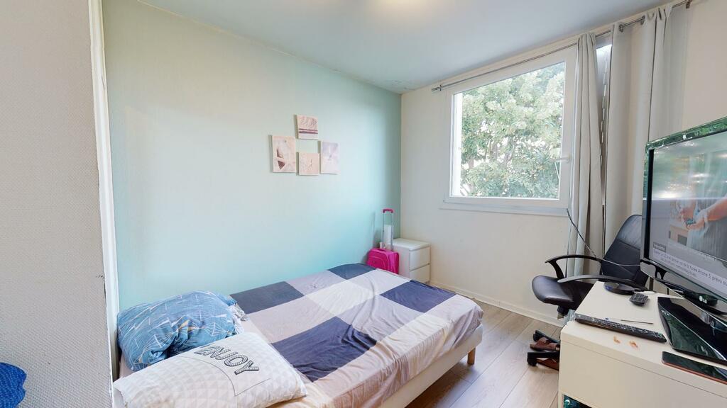 Photo du 77 Rue Philippe Fabia, 69008 Lyon, France Lyon